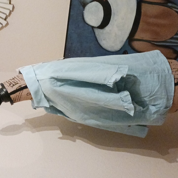 Universal Thread Button Front Ruffle Top - Picture 5 of 7